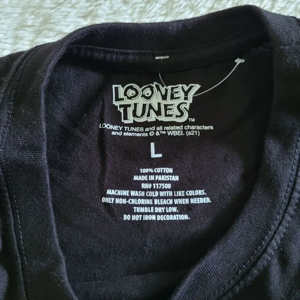 Looney Tunes "California That's All Folks!" Cropped Graphic Tee👕 - NWT - Picture 5 of 9
